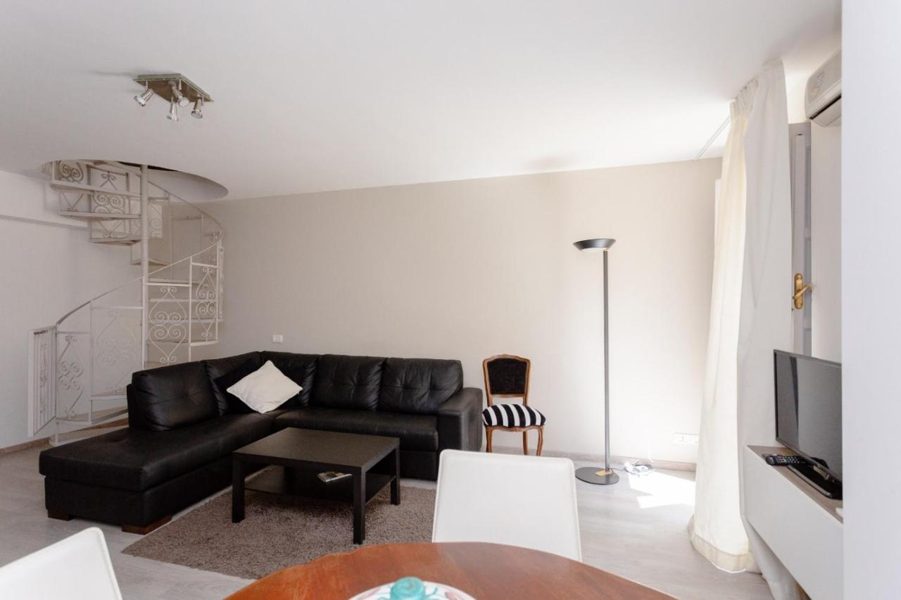 Domus Elisae Apartment Taormina Exteriör bild
